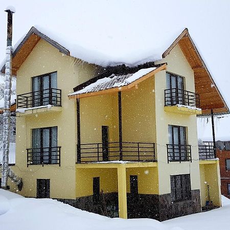 Gudauri Guest House Lane Exteriör bild